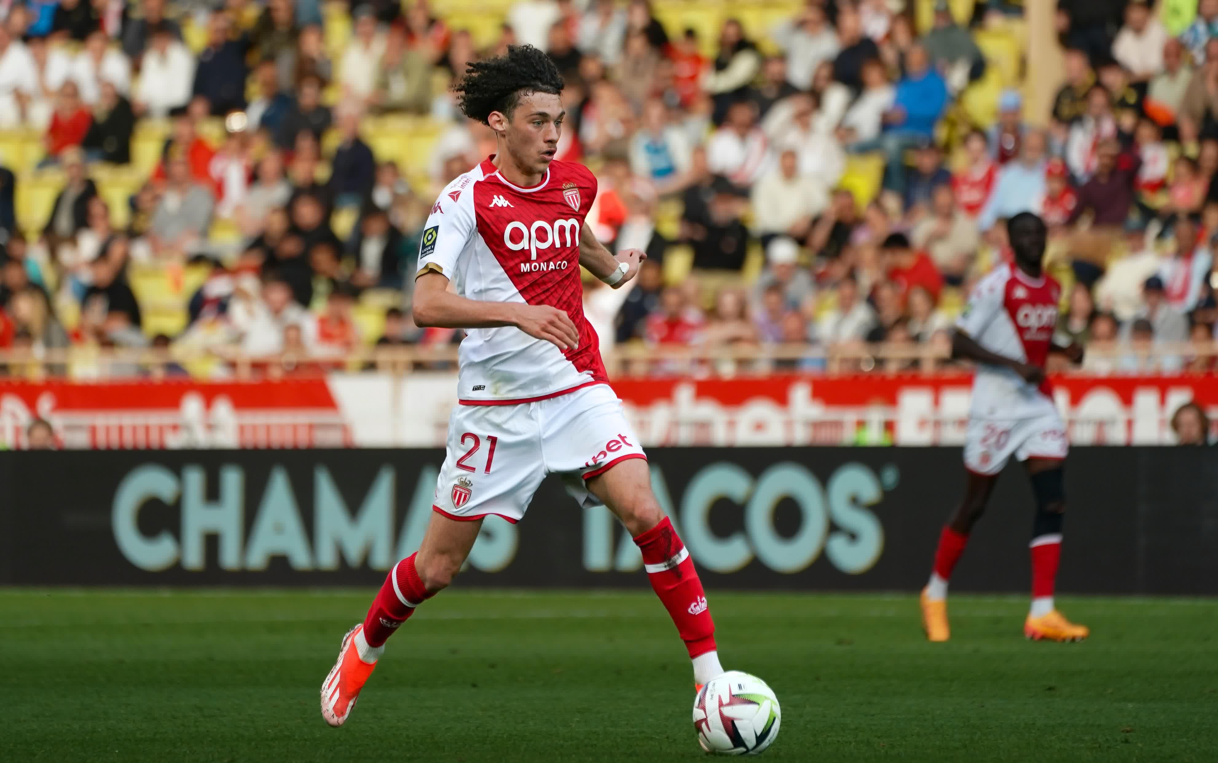 关于今晚斯图加特调整名单以备西甲，伤情更新环节打磨，引发热议，年轻球员得到机会的信息