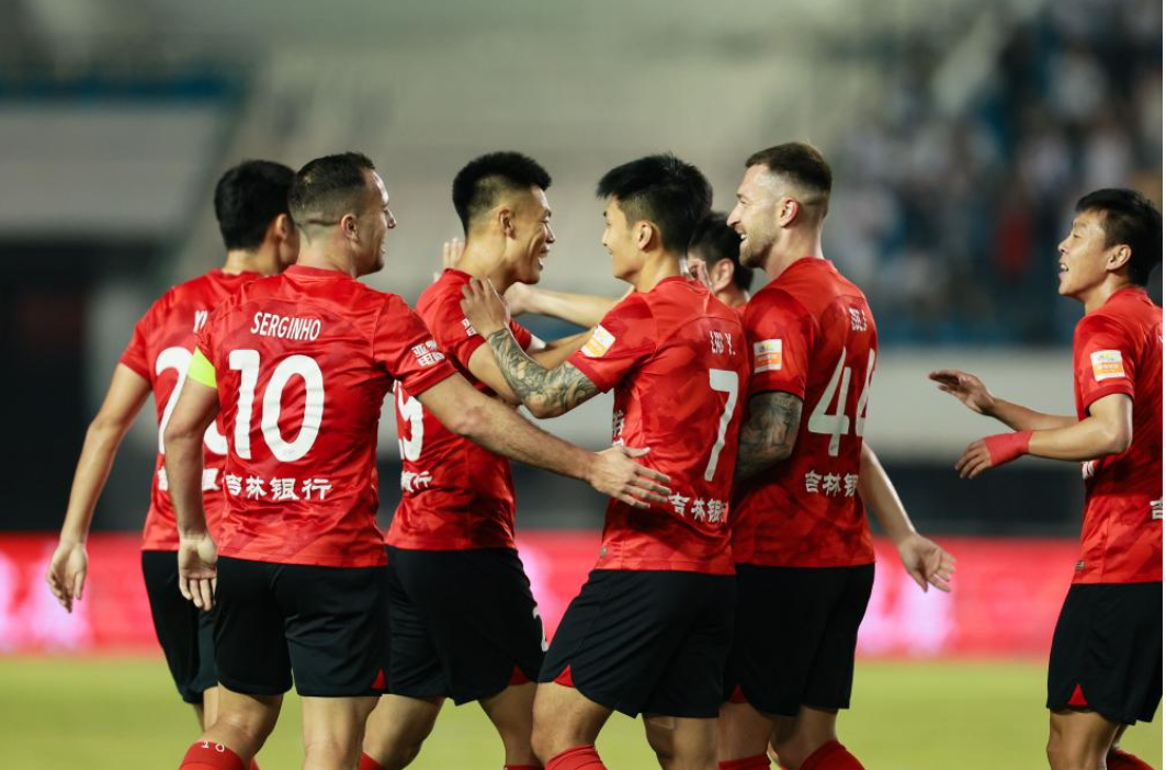 中超集结日再迎强敌，AC米兰战术微调，主帅态度——底气十足，球队文化再被提及的简单介绍